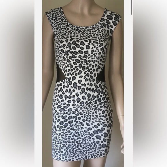 Leopard Print Bodycon Mini Dress - Picture 4 of 5